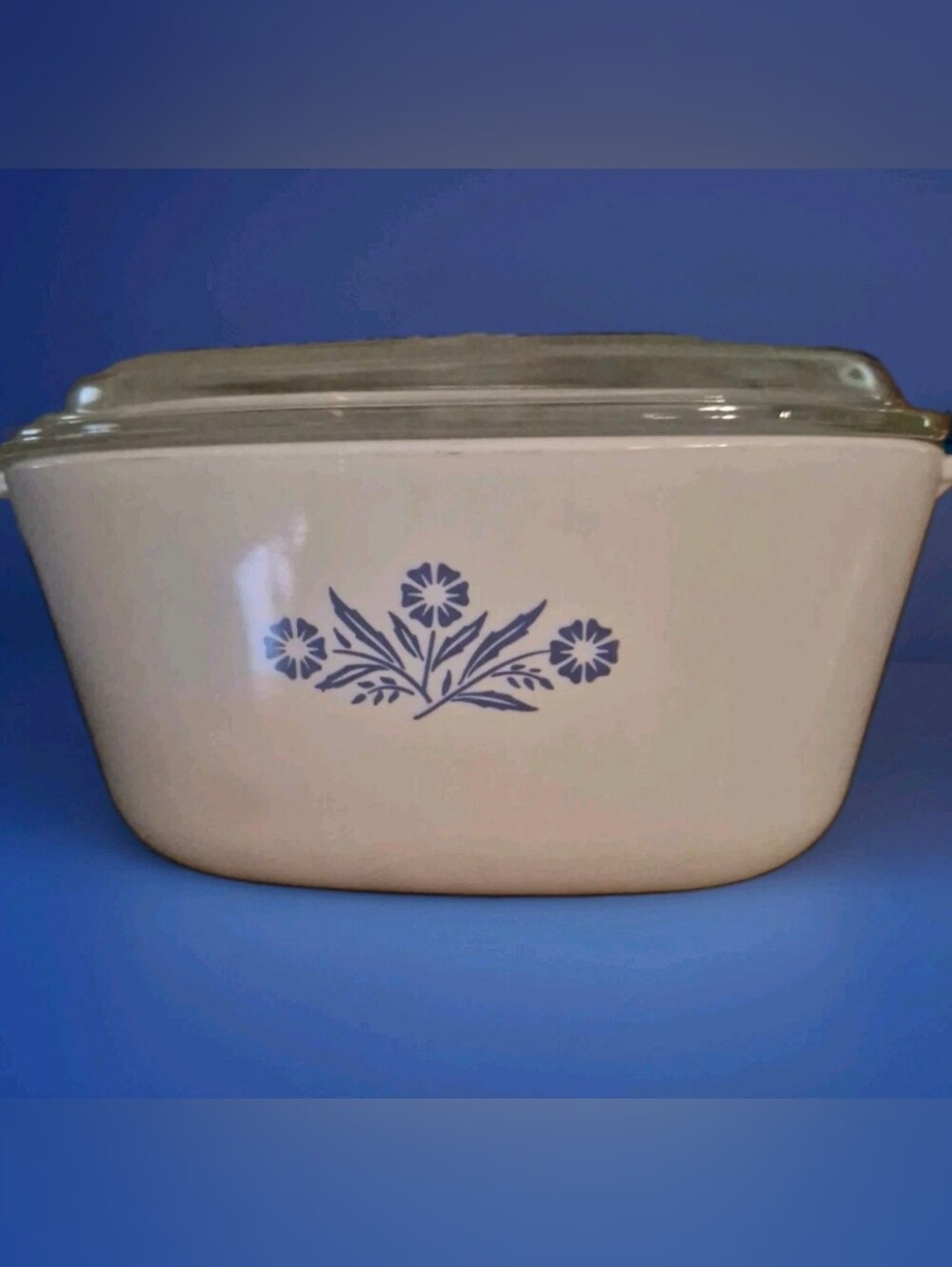 Corning Ware  P-2 1/2-B  BLUE CORNFLOWER P- 2 1/2 Quart Clean with Lid USA